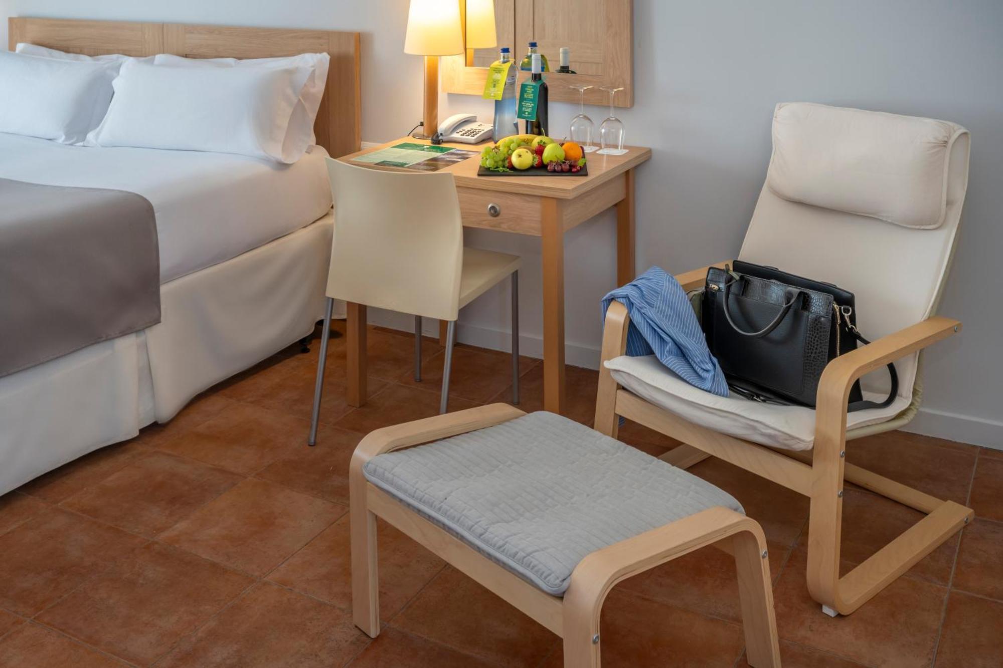 Hotel & Resort Vilar Rural D'Arnes By Serhs Hotels Сан-Карлос-де-ла-Рапита Номер фото